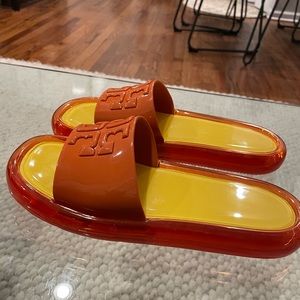 Tori Burch Bubble Jelly Slides